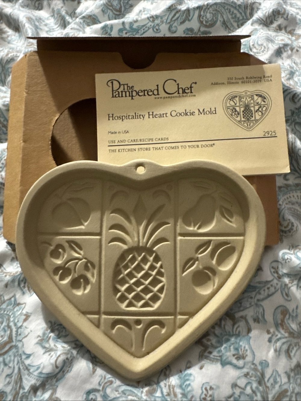 Pampered Chef Hospitality Heart Cookie Mold